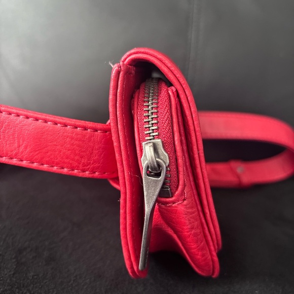 Matt & Nat Bold Red Crossbody Bag - Picture 10 of 13